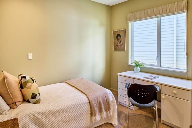 Photo of property in 14 The Crescent, Roseneath, Wellington, 6011