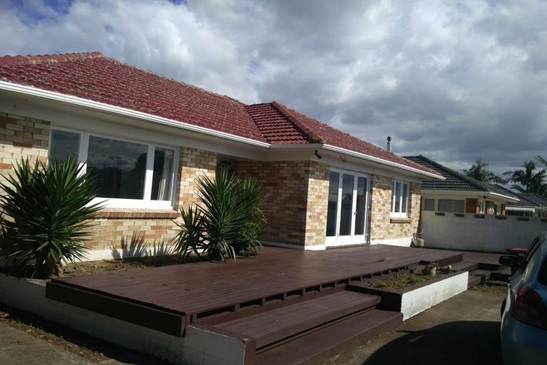 Photo of property in 16 Watson Place, Papatoetoe, Auckland, 2025