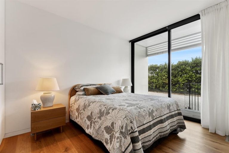 Photo of property in 94-98 Lax Crescent, Leigh, 0985