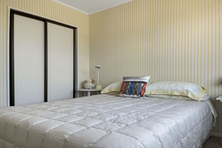 Photo of property in 13 Benmore Place, Omarama, 9412