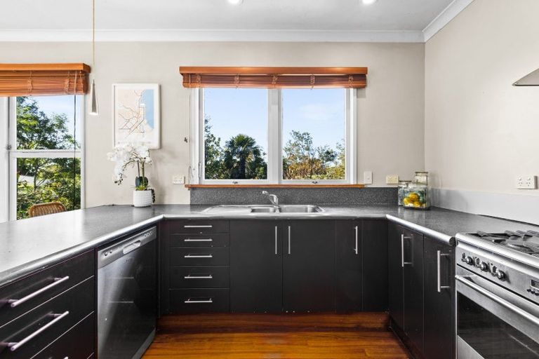 Photo of property in 6 George Place, Havelock North, 4130