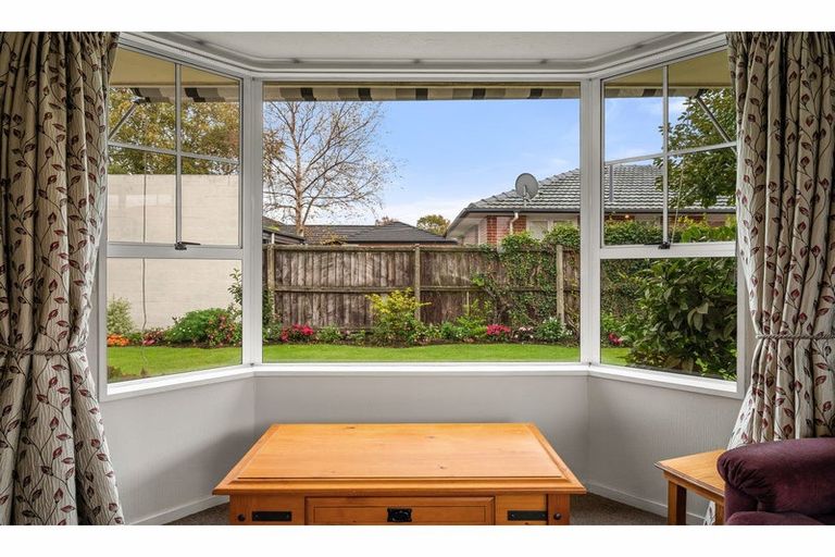 Photo of property in 2/9 Nortons Road, Avonhead, Christchurch, 8042