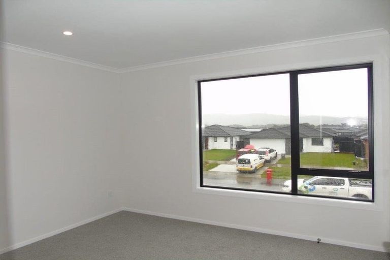 Photo of property in 14 Dahl Drive, Wallaceville, Upper Hutt, 5018