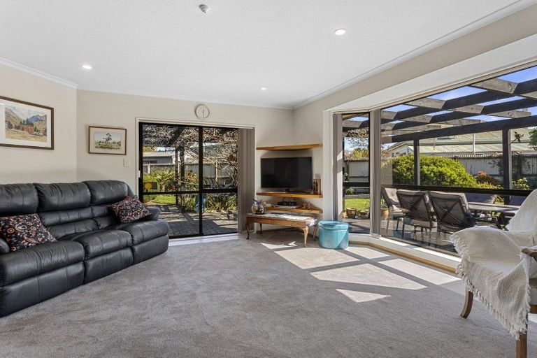 Photo of property in 2 Osborne Road, Amberley, 7410