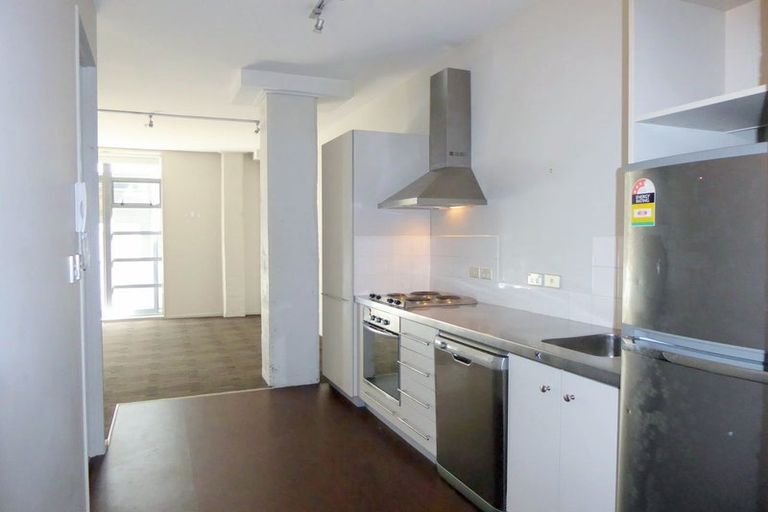 Photo of property in Vespa Apartments, 304/20 Hanson Street, Mount Cook, Wellington, 6021