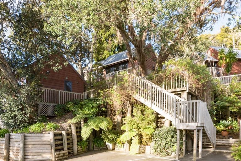 Photo of property in 32-34 School Road, Paihia, 0200