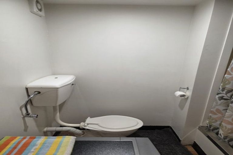 Photo of property in 1/136 Holly Road, St Albans, Christchurch, 8014