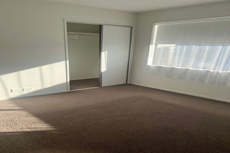 Photo of property in 10 Paterae Lane, Flat Bush, Auckland, 2019