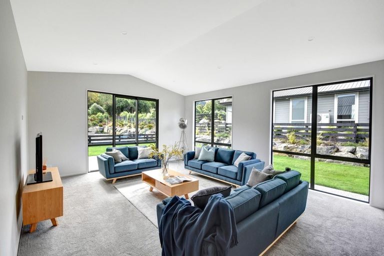 Photo of property in 10 Redwoods Lane, Helensburgh, Dunedin, 9010