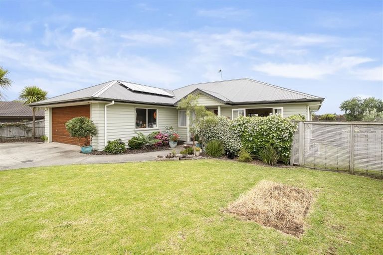 Photo of property in 70 Intrepid Crescent, Beachlands, Auckland, 2018