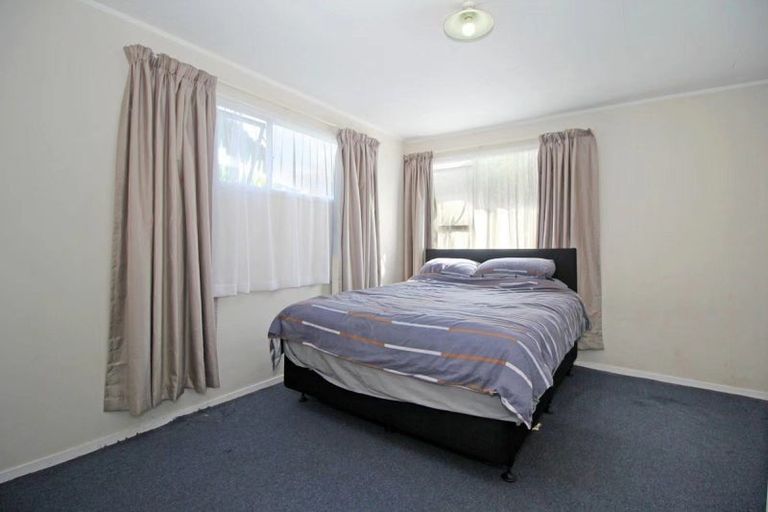 Photo of property in 24 Vetori Place, Clover Park, Auckland, 2023