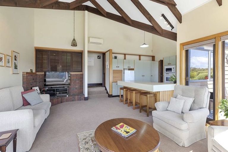 Photo of property in 21 Bosun Terrace, Whitby, Porirua, 5024