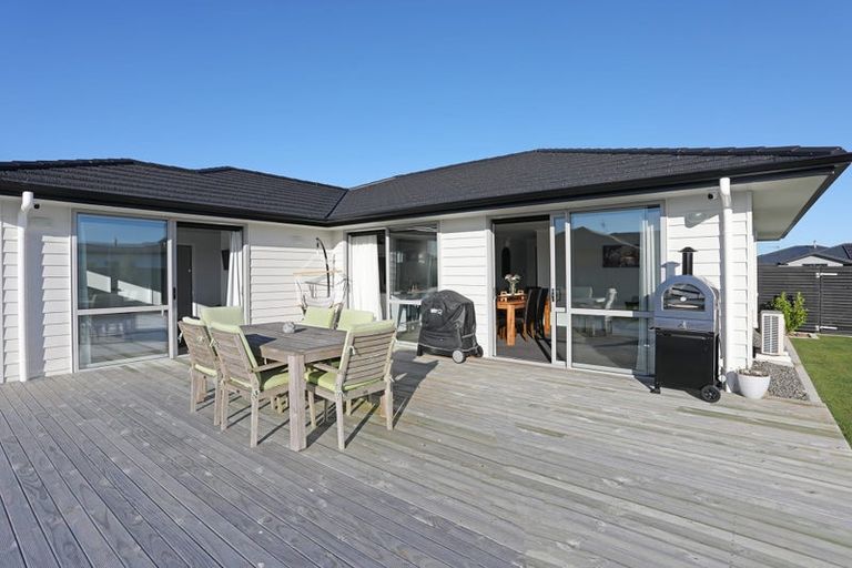 Photo of property in 12 George Street, Bulls, 4818