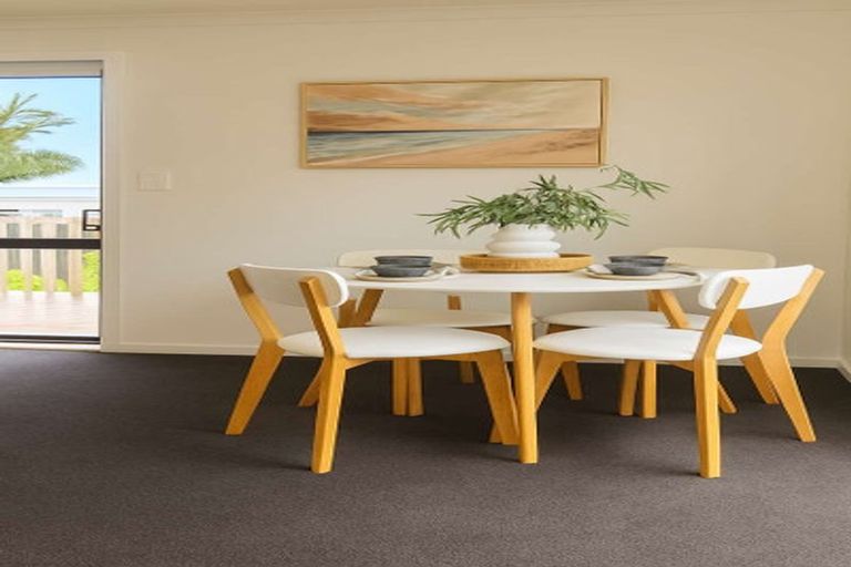 Photo of property in 94a Brightside Road, Stanmore Bay, Whangaparaoa, 0932