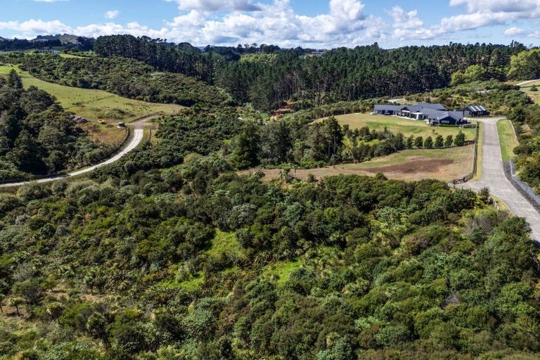 Photo of property in 294 Whitford Road, Whitford, 2576