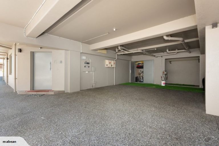 Photo of property in 2/23 Rita Street, Mount Maunganui, 3116