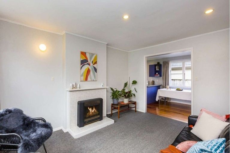 Photo of property in 10 Byron Street, Trentham, Upper Hutt, 5018