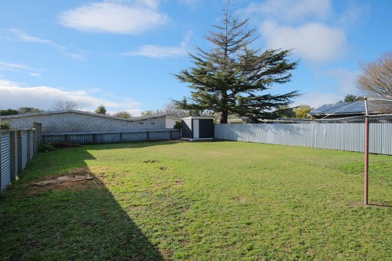 Photo of property in 8 Victor Street, Dannevirke, 4930