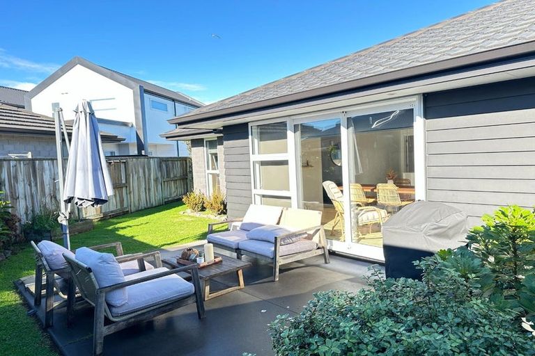 Photo of property in 6 Monaro Place, Papamoa, 3118