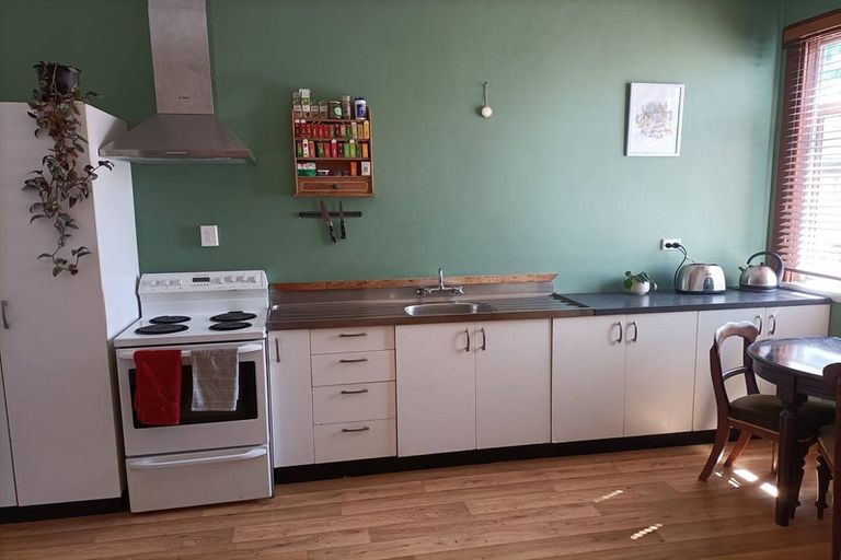 Photo of property in 1/95 Toi Toi Street, Toi Toi, Nelson, 7010