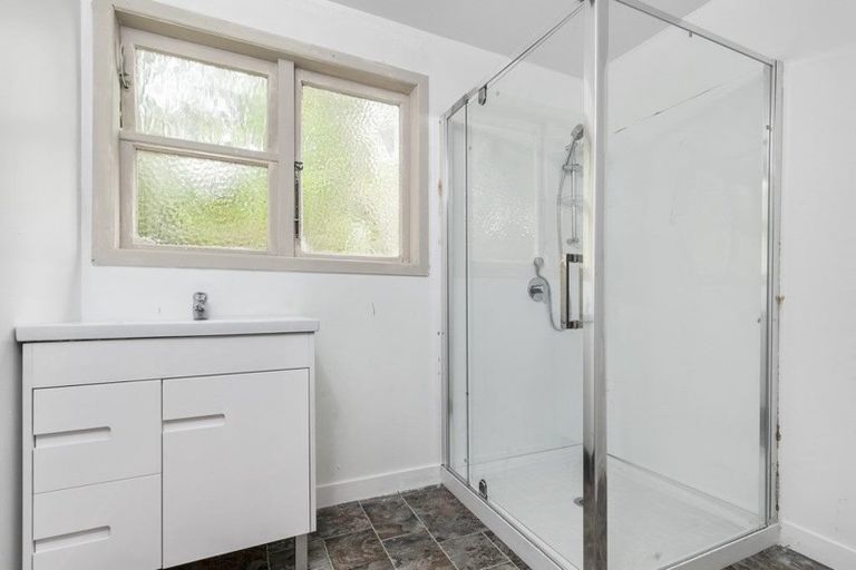 Photo of property in 1696 South Head Road, South Head, Helensville, 0874