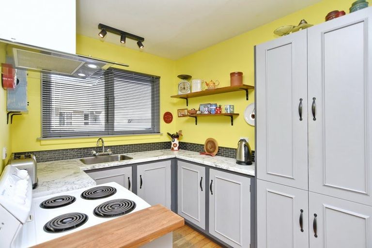 Photo of property in 30 Damien Place, Bromley, Christchurch, 8062