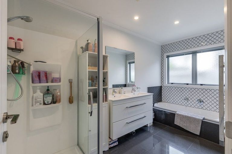 Photo of property in 127 Atawhai Road, Fitzherbert, Palmerston North, 4410