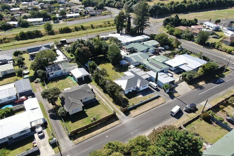 Photo of property in 1a Walker Road, Fairy Springs, Rotorua, 3015