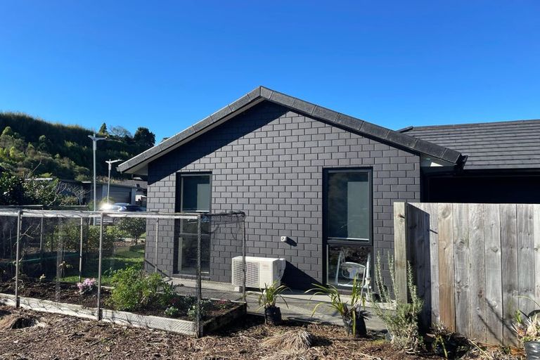 Photo of property in 92 Pakanga Grove, Pyes Pa, Tauranga, 3112