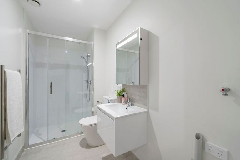 Photo of property in 102/8 Gray Avenue, Mangere East, Auckland, 2024