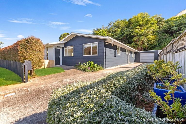 Photo of property in 9 Ambury Place, Merrilands, New Plymouth, 4312