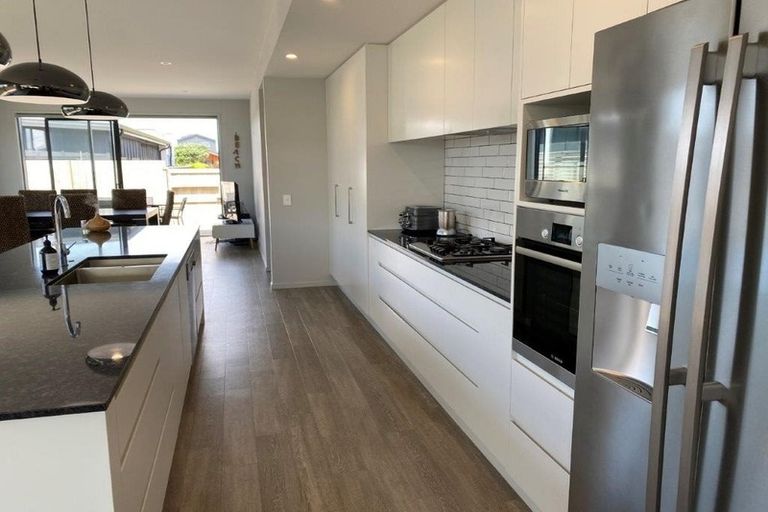 Photo of property in 17 Te Aranga Drive, Papamoa Beach, Papamoa, 3118