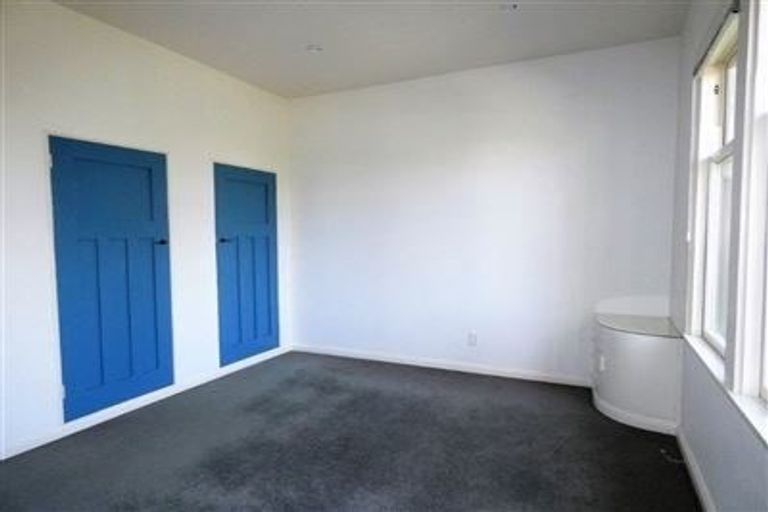 Photo of property in 2 Easdale Street, Kelburn, Wellington, 6012