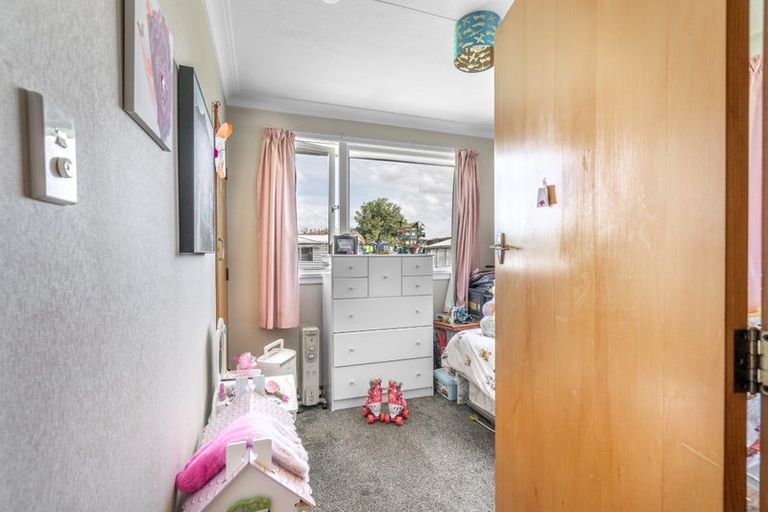 Photo of property in 6 Nevis Crescent, Grasmere, Invercargill, 9810