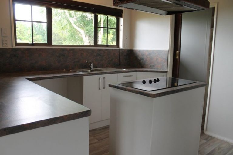 Photo of property in 241 Gap Road West, Winton, 9781