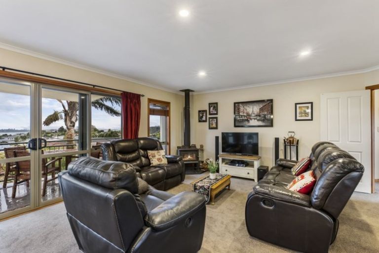 Photo of property in 150 Waitaha Road, Welcome Bay, Tauranga, 3112