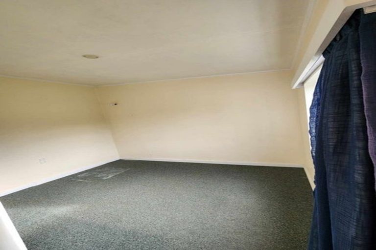 Photo of property in 46 Largs Street, Wallacetown, 9816