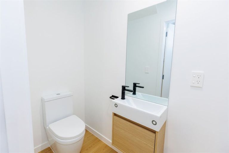 Photo of property in 18/10 Trieste Way, Paraparaumu, 5032