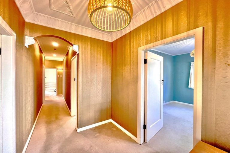 Photo of property in 370 Karori Road, Karori, Wellington, 6012