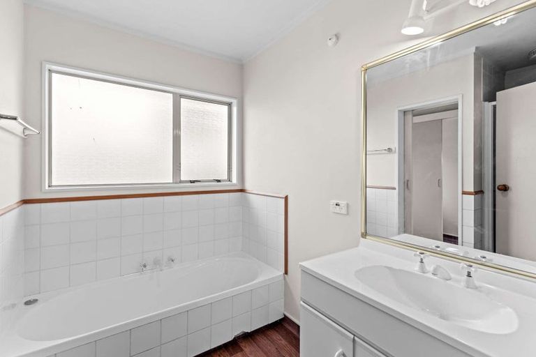 Photo of property in 3 Kirkcaldie Grove, Levin, 5510