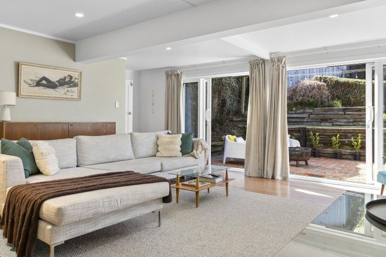 Photo of property in 73 Kurupae Road, Hilltop, Taupo, 3330
