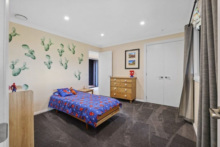 Photo of property in 2/26 Burwood Road, Burwood, Christchurch, 8083