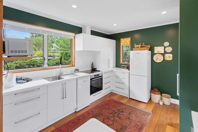 Photo of property in 11 Seaton Court, Hokowhitu, Palmerston North, 4410