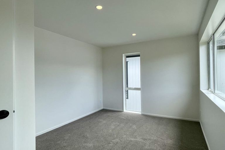 Photo of property in 3b Kaniere Place, Half Moon Bay, Auckland, 2012