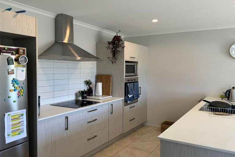 Photo of property in 83 Hastings Road, Pyes Pa, Tauranga, 3112