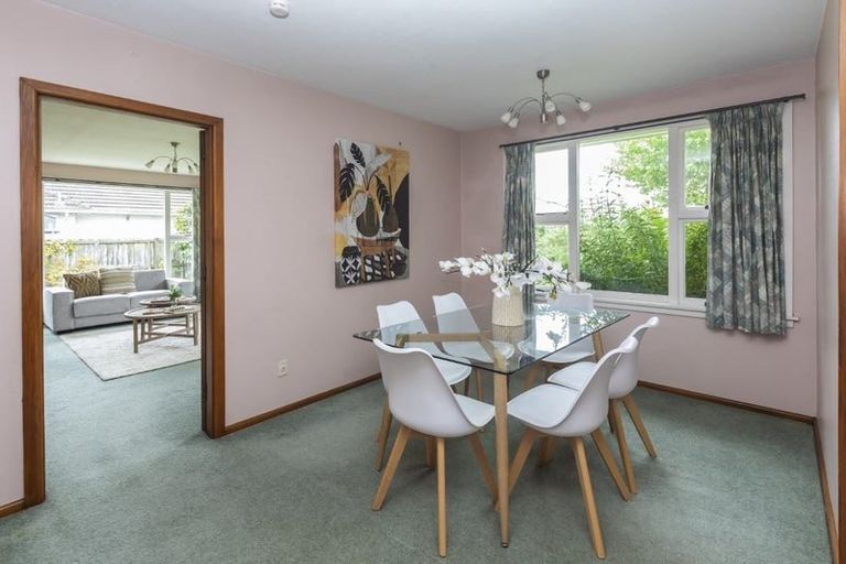 Photo of property in 61 Westburn Terrace, Burnside, Christchurch, 8041