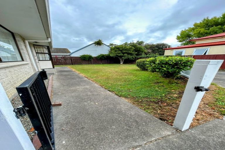 Photo of property in 74d Albert Street, Palmerston North, 4414