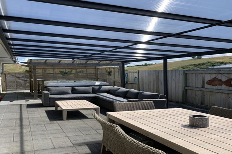 Photo of property in 10 Bryan Gallagher Place, Welcome Bay, Tauranga, 3175