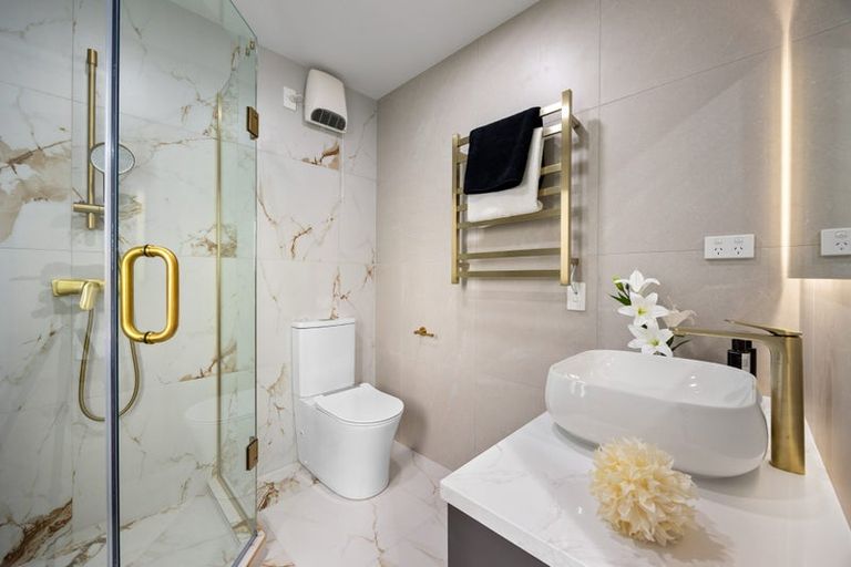 Photo of property in 35 Park Green Avenue, Rosehill, Papakura, 2113