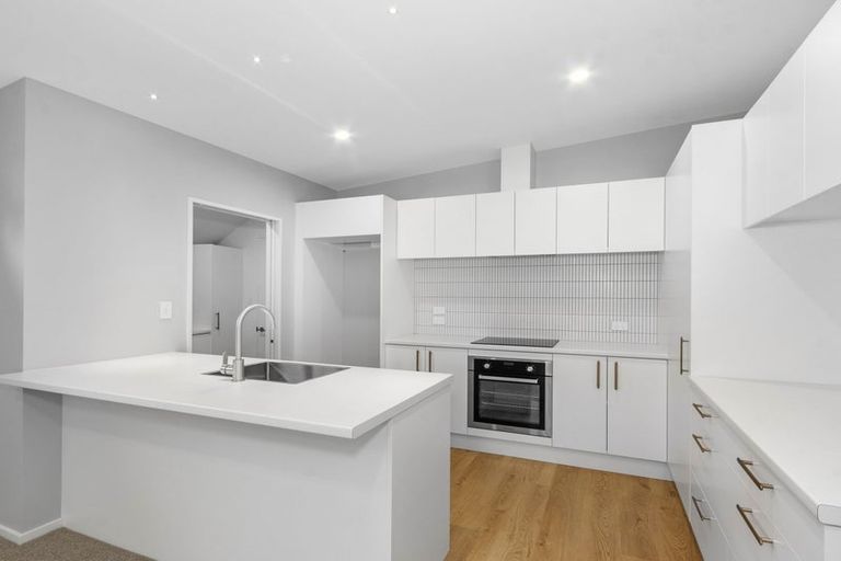 Photo of property in 16 Cadogan Street, Sydenham, Christchurch, 8023